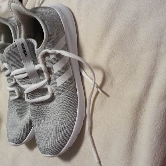 Adidas Women's Cloudfoam Shoes Black and White Size 9.5 - Picture 4 of 4